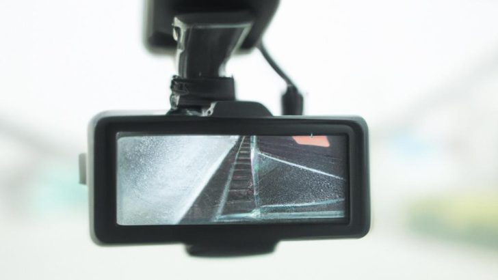 Cars With Blind Spot Camera